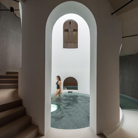 Euphoria Retreat - A Holistic Wellbeing Destination Spa Мистра Экстерьер фото