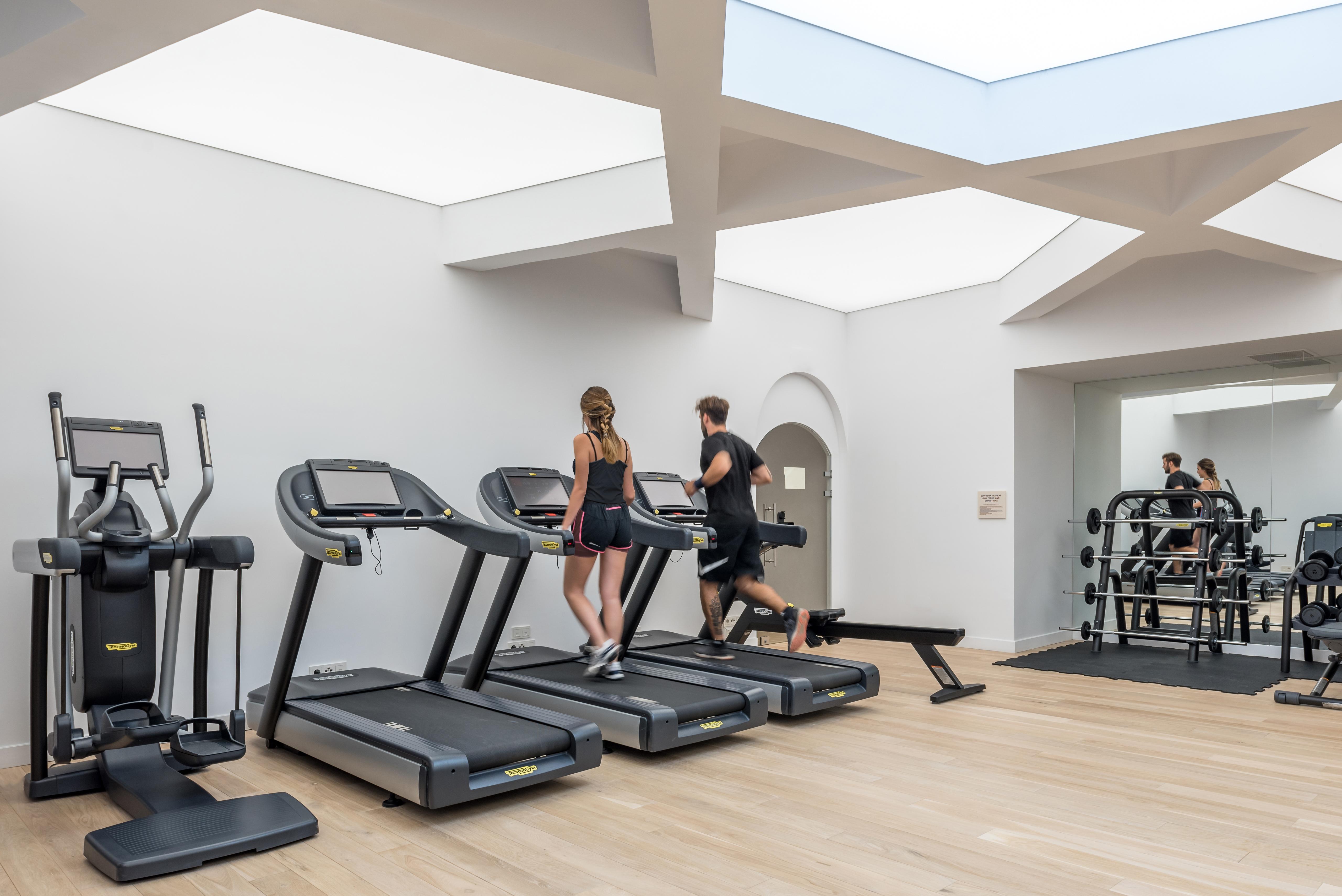 Euphoria Retreat - A Holistic Wellbeing Destination Spa Мистра Экстерьер фото